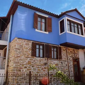 Renovated Old Manor House With Yard Σπίτι διακοπών